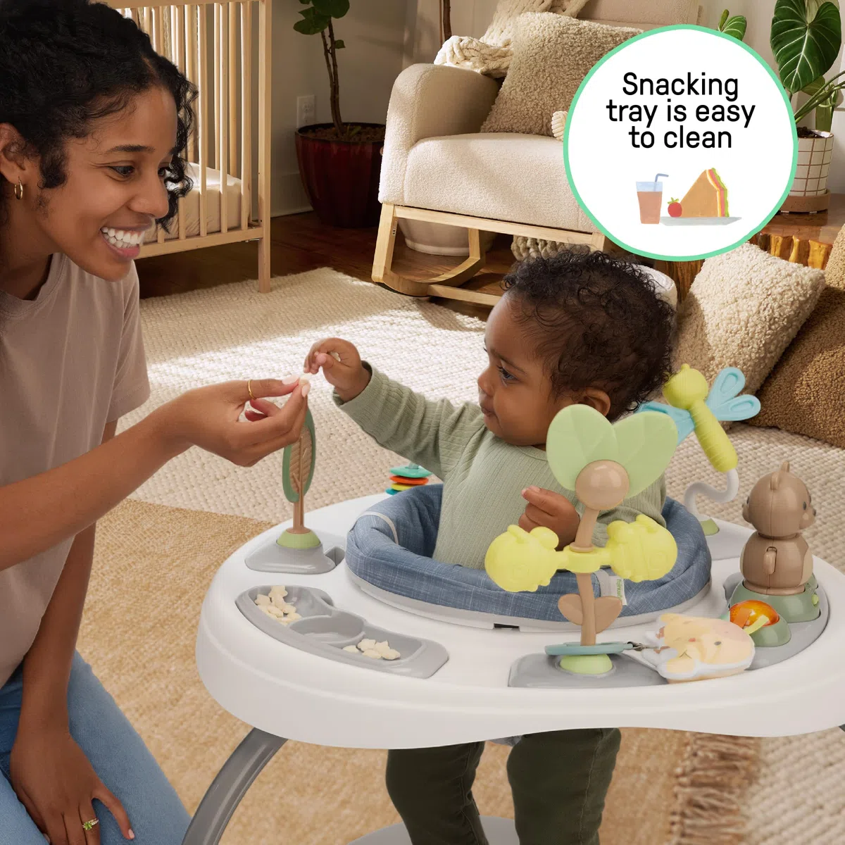 Ingenuity Bounce to Bloom 2-in-1 Jumper & Table d'Activités, Centre d'Activités Bébé avec Lumières, Sons & 11 Jouets, Siège Rotatif 360, Hauteur Réglable, Chambray, 6–24 Mois