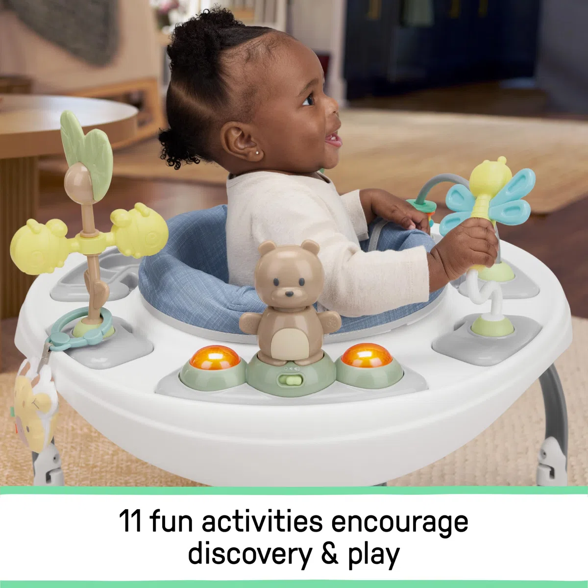 Ingenuity Bounce to Bloom 2-in-1 Jumper & Table d'Activités, Centre d'Activités Bébé avec Lumières, Sons & 11 Jouets, Siège Rotatif 360, Hauteur Réglable, Chambray, 6–24 Mois